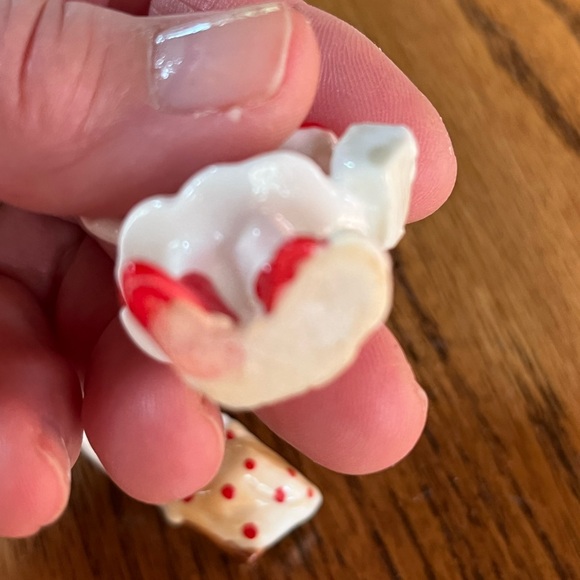 Little red riding hood in big bad wolf miniature figurines 1960s nursery rhyme - Picture 7 of 11